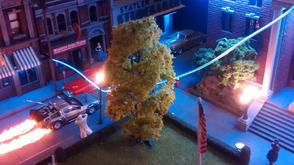 Maquette Diorama Retour vers le Futur Hill Valley